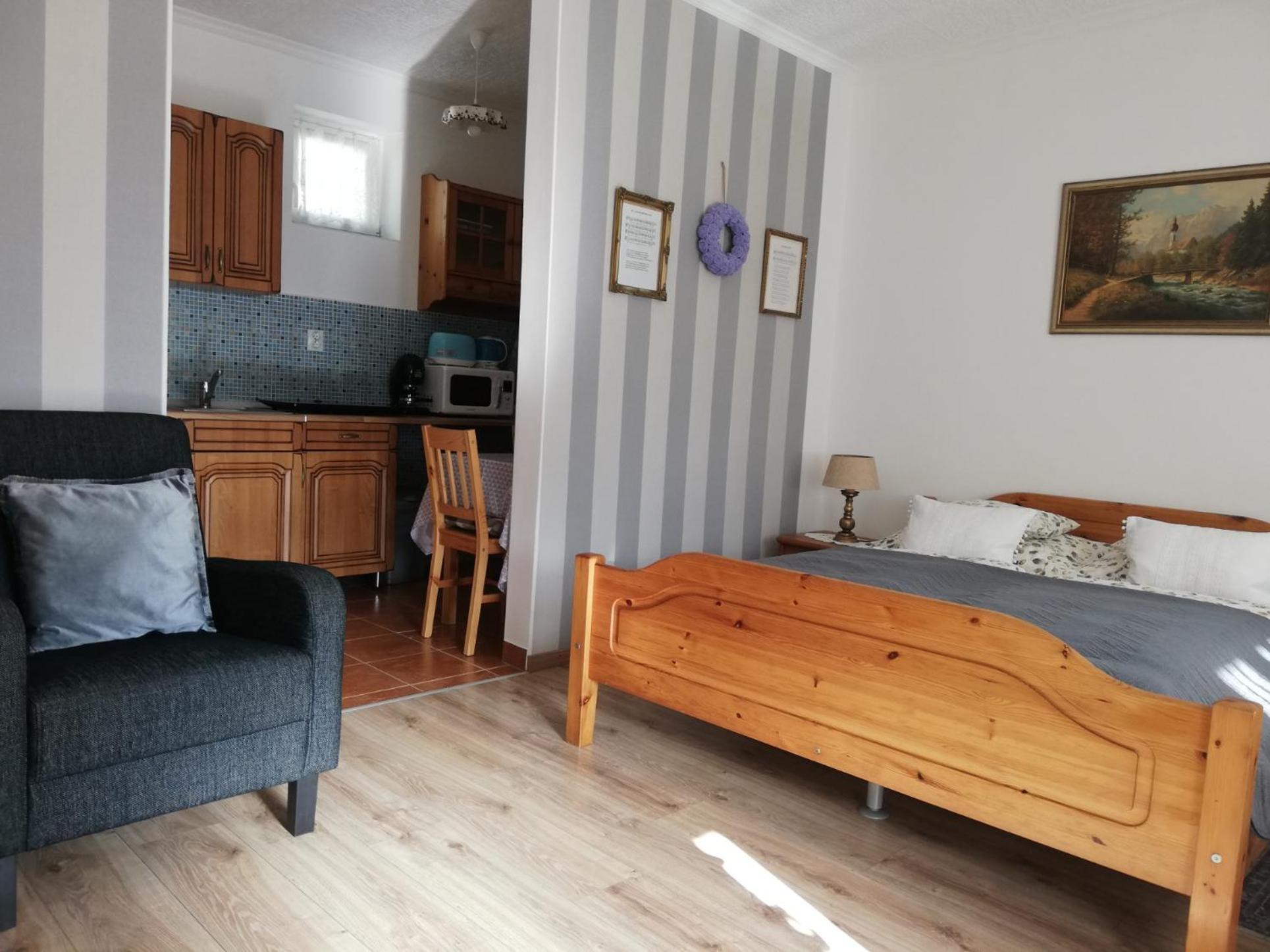 Bobita Apartmanhaz ซิลวาชวาร็อด ภายนอก รูปภาพ