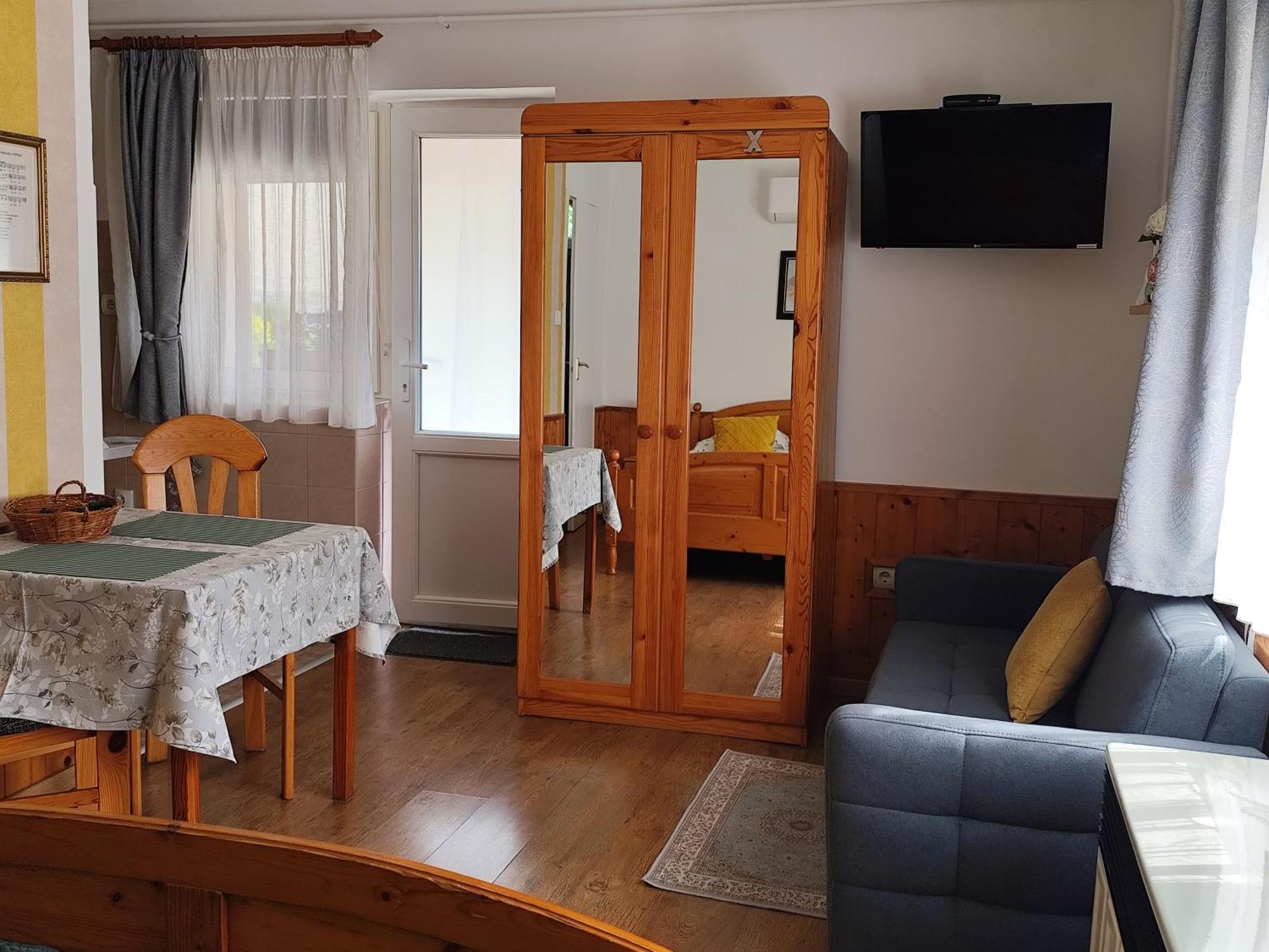 Bobita Apartmanhaz ซิลวาชวาร็อด ภายนอก รูปภาพ